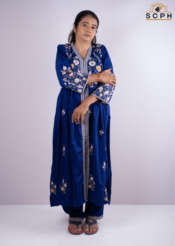 Madhavi Mandar Raravikar - Image 6